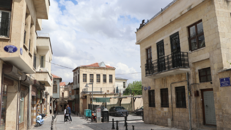 Depremlerden etkilenen Gaziantep'te tarihi mekanlar restore edildi